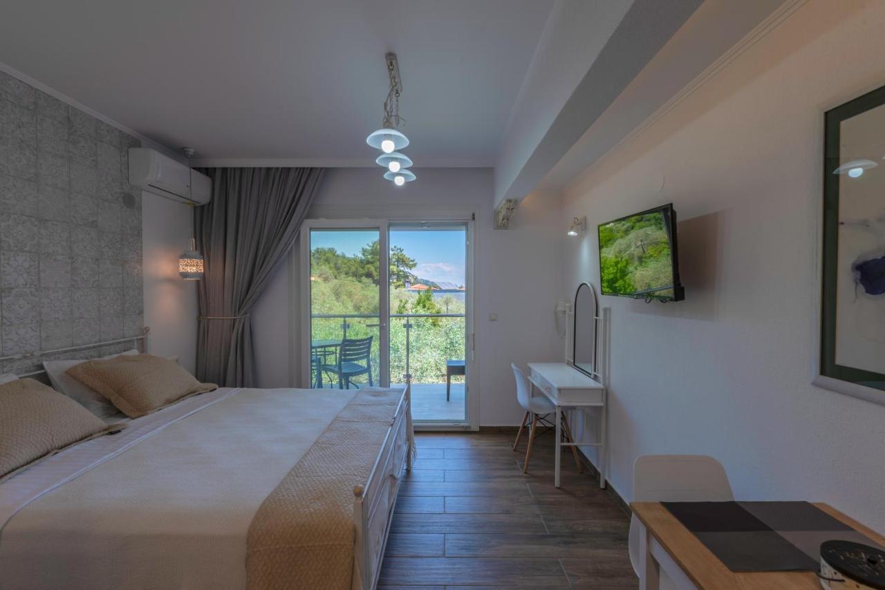 Olive Garden Villas And Apartments Chrysi Ammoudia Exterior photo