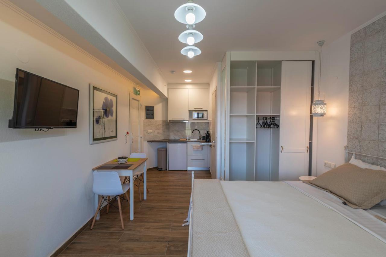 Olive Garden Villas And Apartments Chrysi Ammoudia Exterior photo